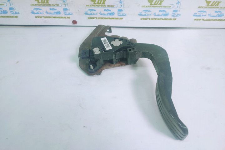 Pedala acceleratie 673253785R 1.2 benzina Dacia Sandero 2 (2013 - 2016) benzina