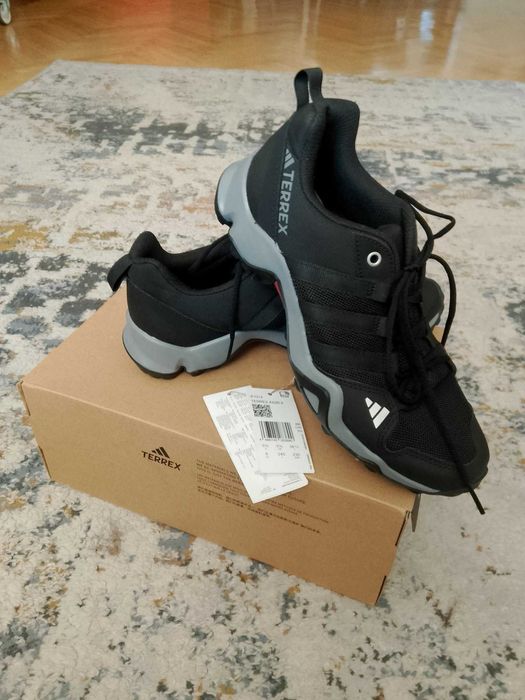 НОВИ Adidas Terrex AX2R K – Оригинални, № 38,5, 94 лв.