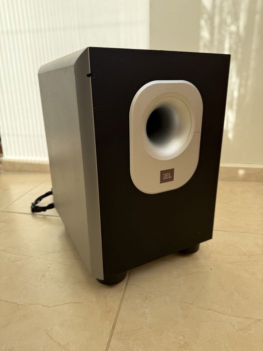 JBL SUB 140 8” активен субуфер