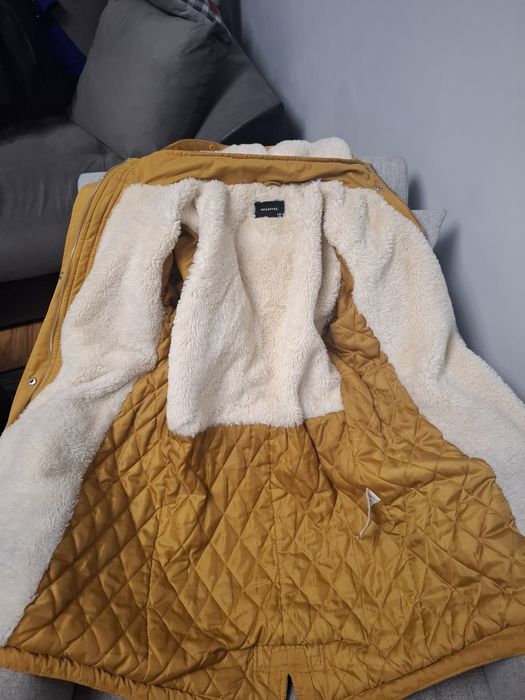 Зимно яке reserved