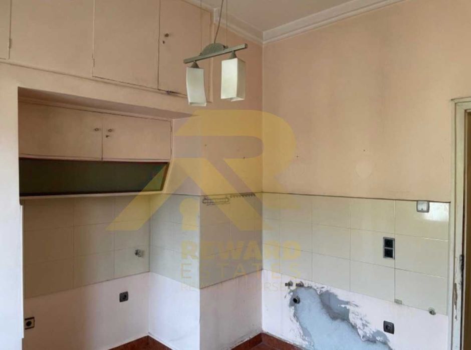 Продава се Тристаен апартамент в София, Център - 66 кв.м за 3470 €/кв.м - Снимка #3