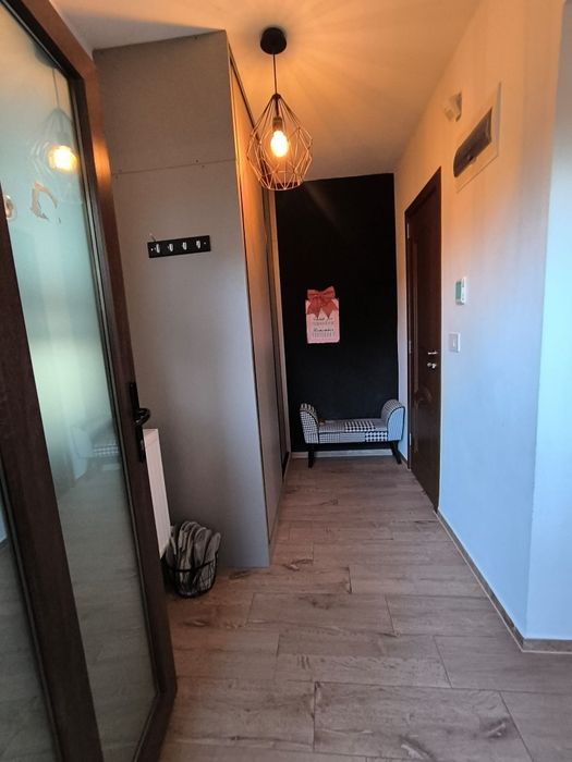 195000e Casa tip duplex Valea Adanca la strada asfaltata, 116mp toate utilitatile,mobilata și utilata complet, beci, bucătărie de vara, alarma AC etc