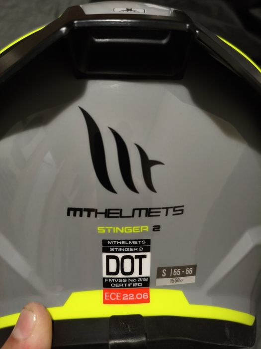Каска MT Helmets размер S .Като НОВА !!  70€