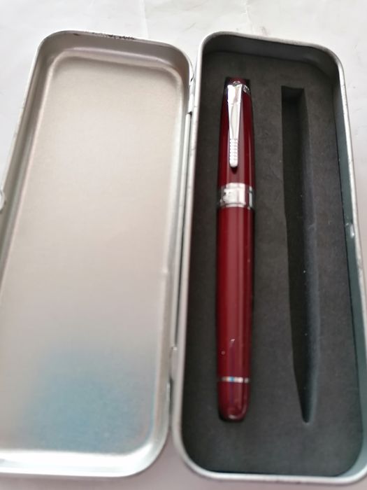 Пособия Пеликан и други писалки