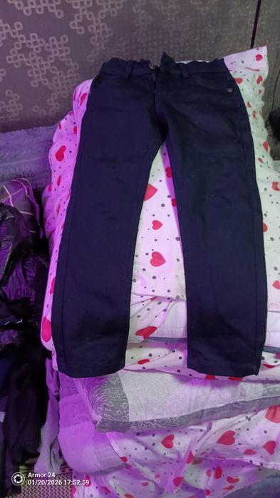 Подам срочно детские брюки для 6 лет