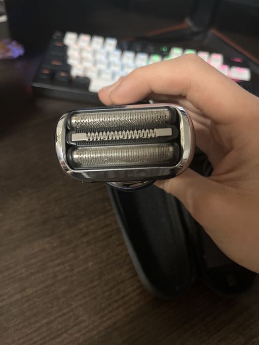 Продам электробритву braun s7