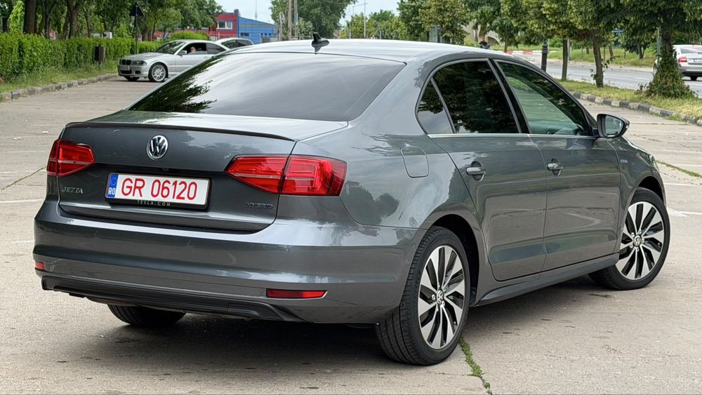 VOLKSWAGEN Jetta 2016 — imagine 3