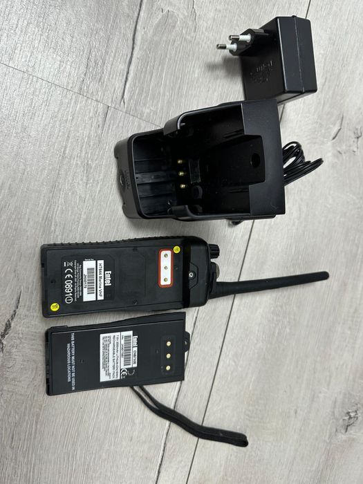 Stații emisie receptie VHF Entel HT644.