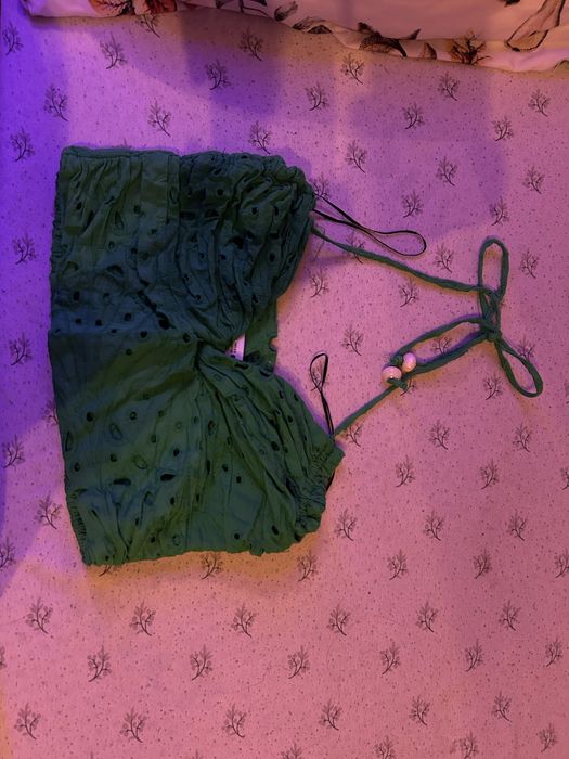 Top Zara verde broderie spartă (eyelet), mărimea S/XS - Nou/Stare impecabilă