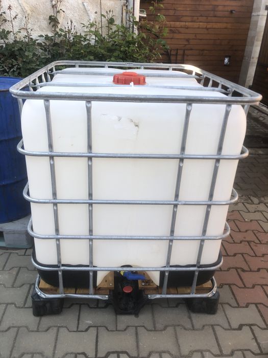 Vand butoaie tabla,plastic,bazin IBC 1000 litrifolosite  o data