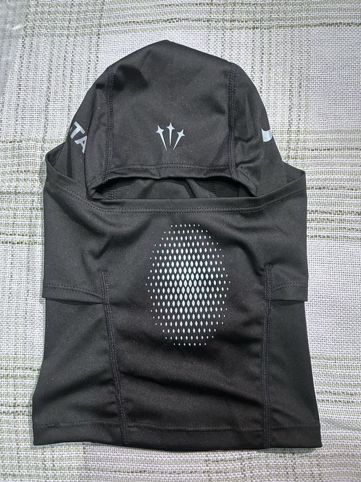 Cagulă pentru schi Nike