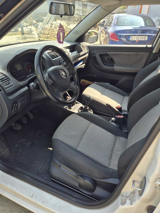 Skoda Fabia 2013 benzina, aer conditionat, inchidere centralizata