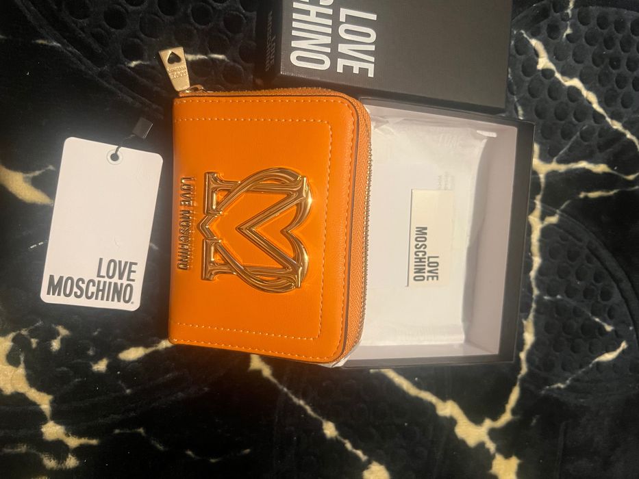 Love Moschino портмоне-Резервирано!!!
