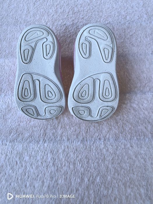 Детски маратонки nike за момиче, като нови номер 19.5 стелка 10см