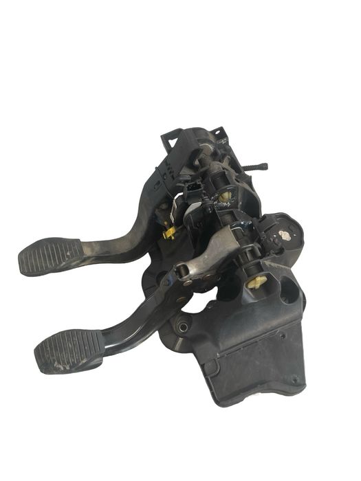Ansamblu Pedale(Pod Pedalier) Alfa Romeo Mito 955_ 2008 - > 1.6D