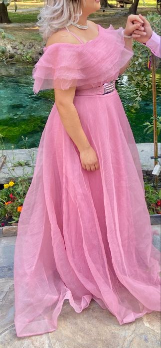 Дамска рокля бална може и за сватба