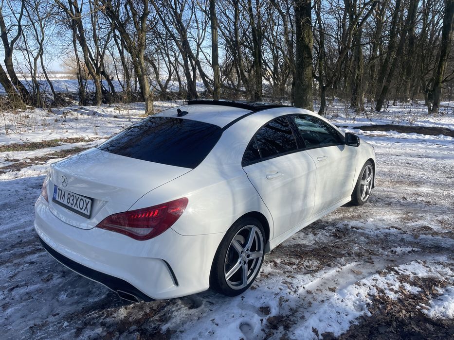 Mercedes-Benz CLA 200 AMG line. 163 cp. Full led.Panornaic. Fara daune