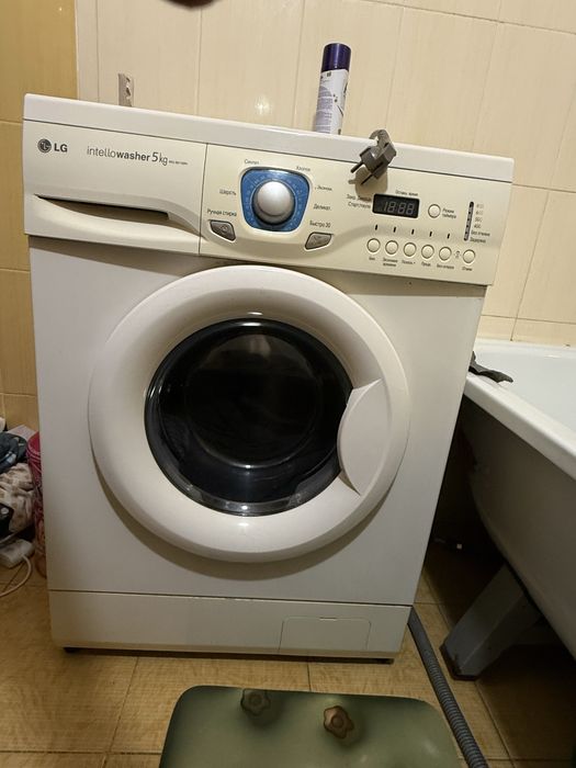 Продается стиральная машина LG