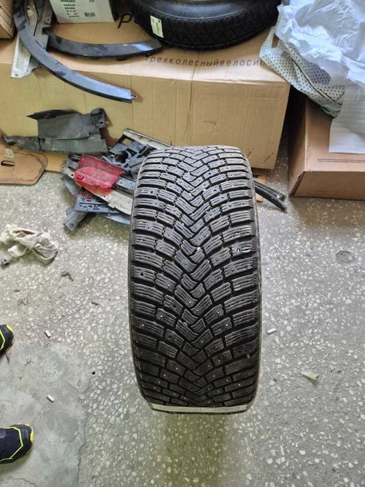 шины автомобильные зимние шипованные 255/40R21