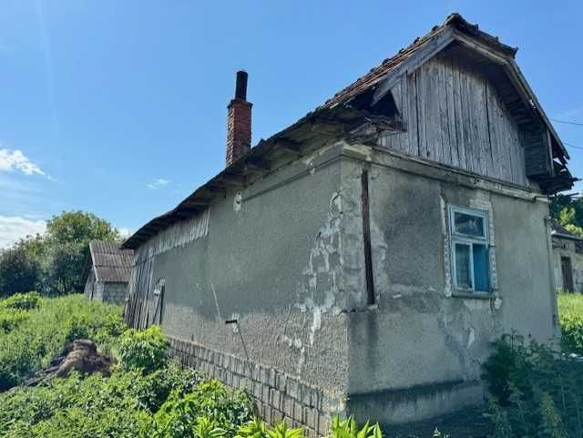 Casa la tara intabulata 14 ari cu gaz, trifazic plus gradina 15 ari