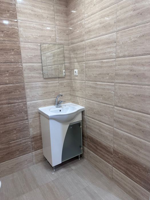 Дава се под наем Тристаен апартамент в Асеновград - 86 кв.м за 408 € - Снимка #6