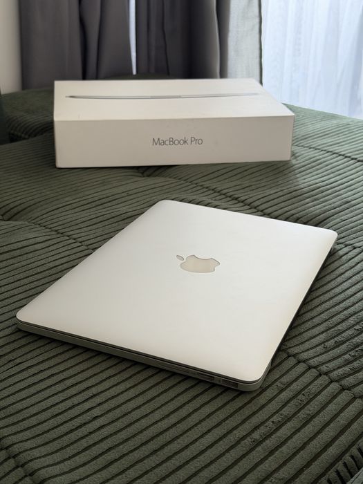 Apple Macbook Pro 13 2015/Core i7 3.1 Ghz /16GB Ram/512GB SSD
