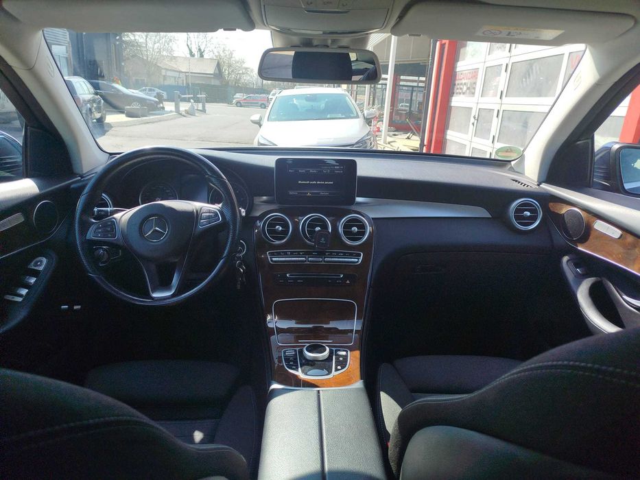Mercedes-Benz GLC Pachet AMG, suspensie reglabilă