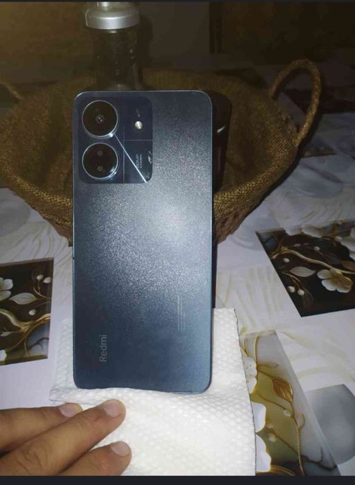 Redmi 13C .        .