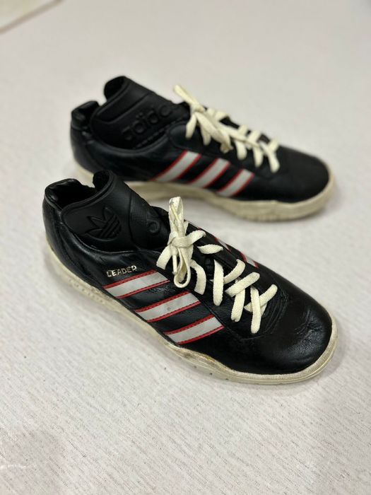 Продам кроссовки