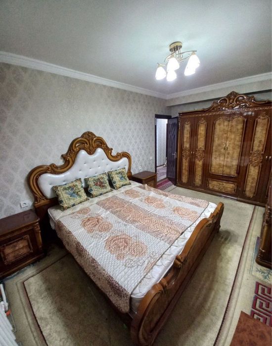 Продажа 3 хона 3 етаж 4 етажл 
Кора камиш 2/3 масчит йони
70 кв
Балкон