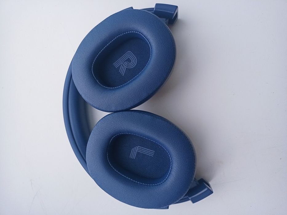 Bluetooth-наушник JBL Tune 720BT ориг