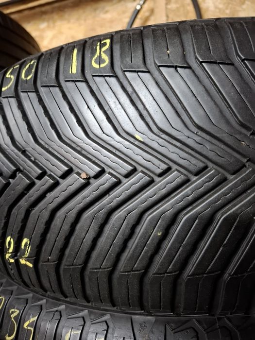 235 50 18 vand 2 anvelope allseason Michelin