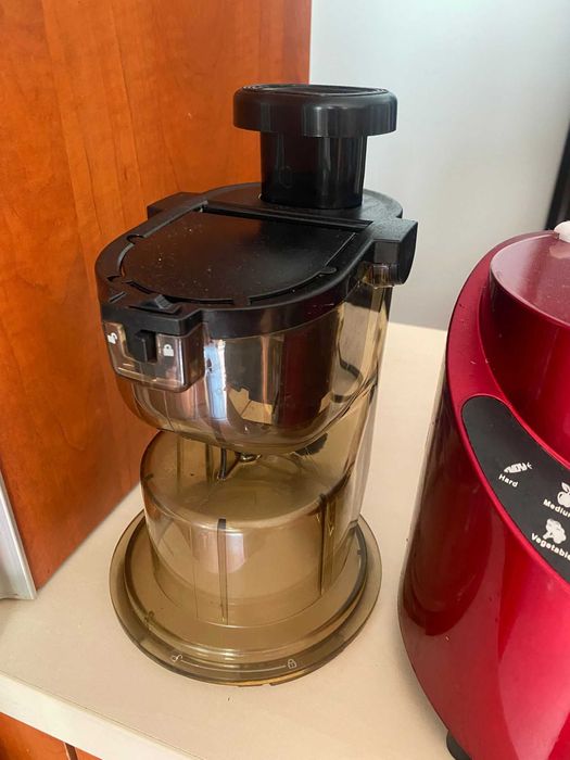 Storcator fructe si legume MYRIA MY4028RD, 1l, 200W, rosu-negru