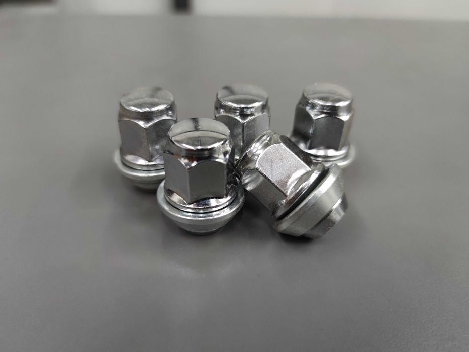 Нови Гайки за джанти Ford