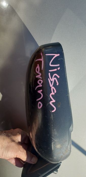 Продам зеркало лев .