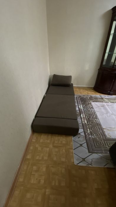 Сдаётся 1-комнатная в 12-м микрорайоне