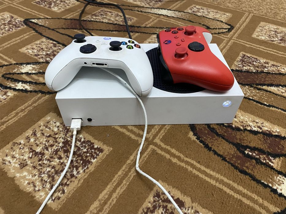 Продам X box series S