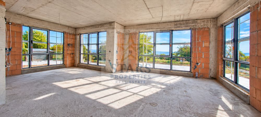 Продава се Къща в Варна, м-т Сълзица - 147 кв.м за 2041 €/кв.м - Снимка #2