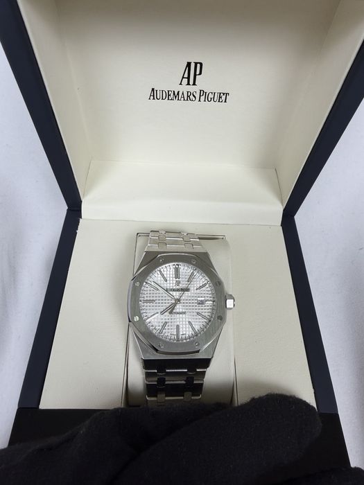 Audemars Piguet Royal Oak 41mm White Dial