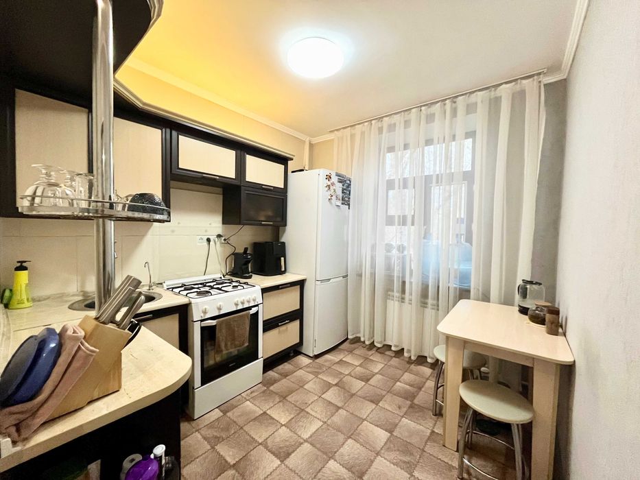 3-комнатная на востоке за гостиницей ][