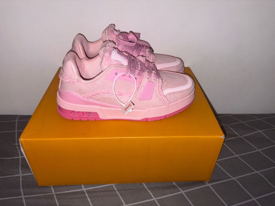 Louis Vuitton marimea 39