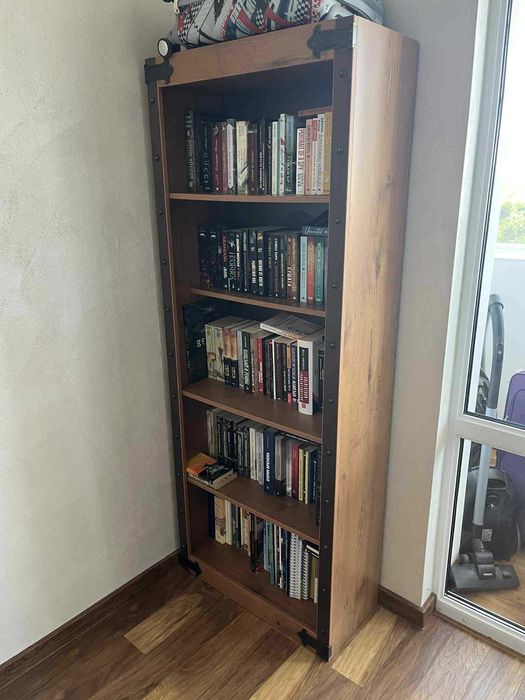 Мебели за детска спалня в пиратска тематика (легло, бюро и библиотека)