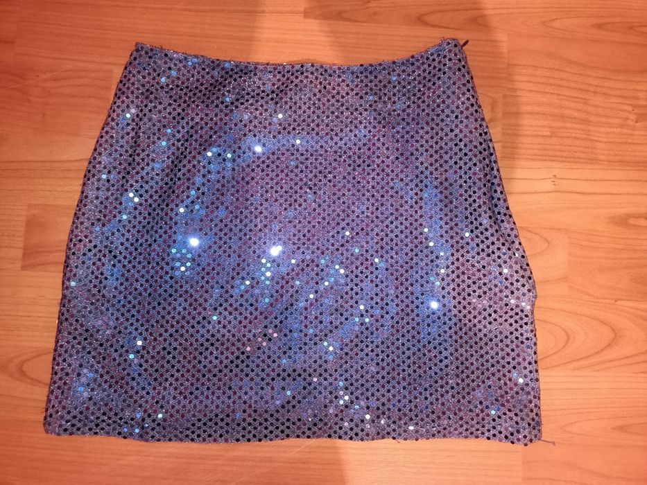 Fusta fete cu paiete