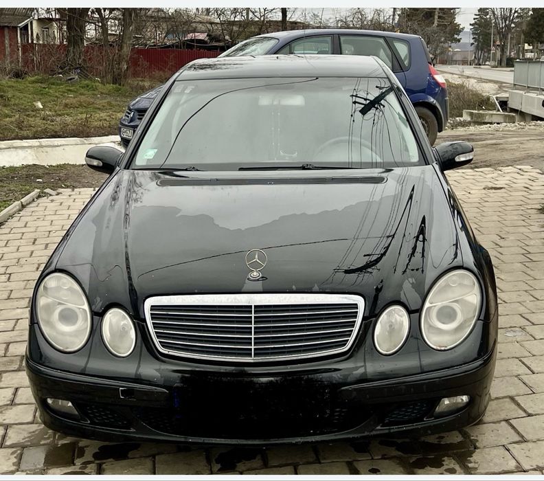 Mercedes E220 din 2003