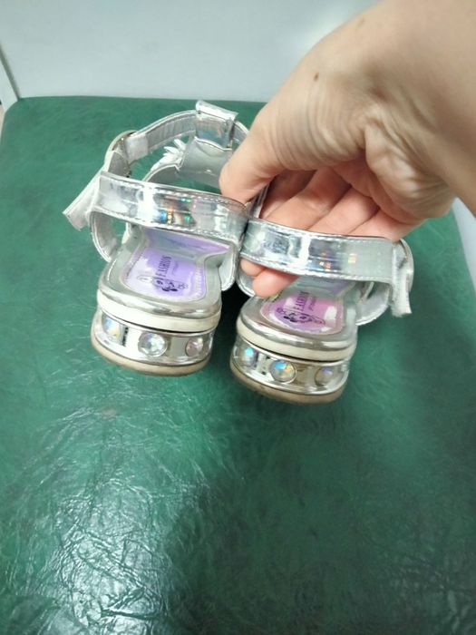 Очень красивые туфли 30р