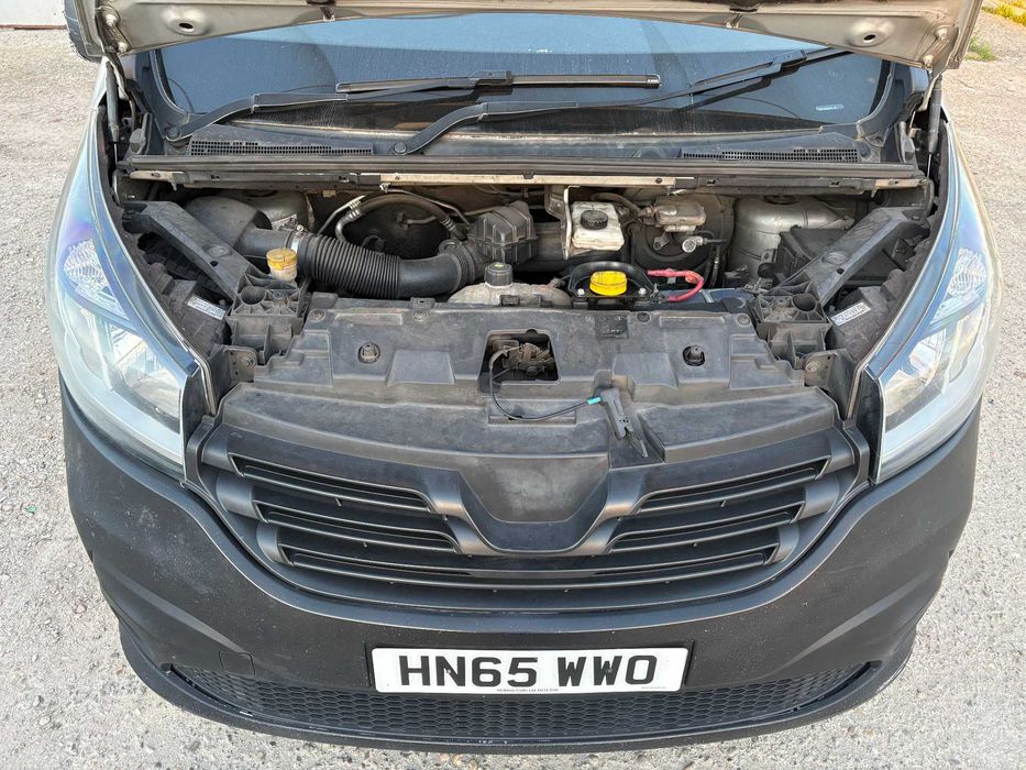 Usa fata Oglinda Prag Stalp Parbriz Bandou RENAULT TRAFIC 3 1.6 dci 2015 EURO 5