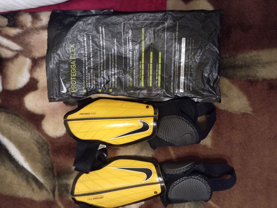 Apărători fotbal Nike protegga flex