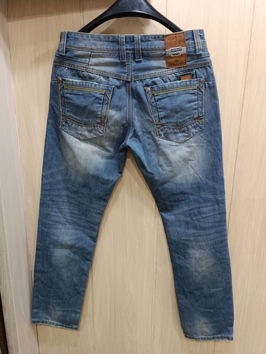 Оригинальные джинсы Viewways