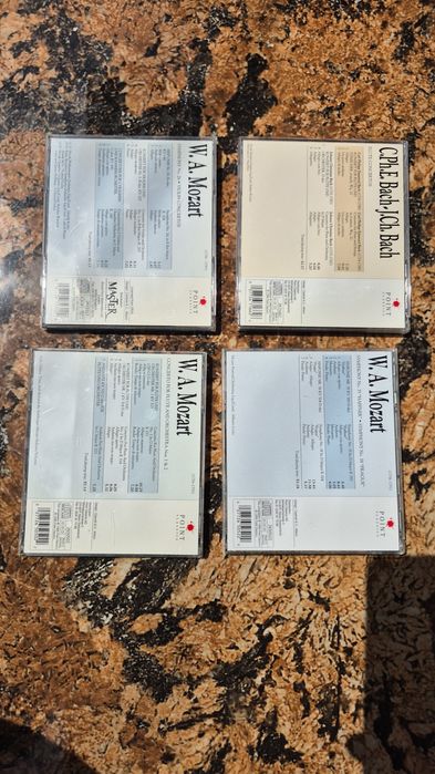 Vând Lot 12 CD cu muzica clasica mixta din colectia Point