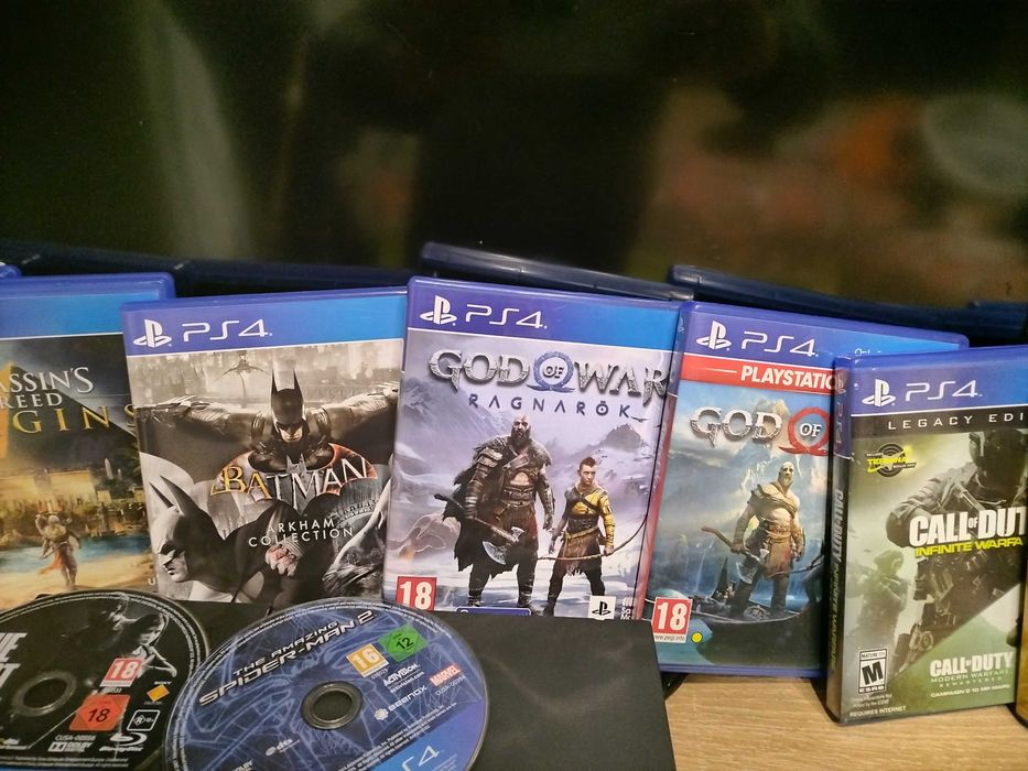 Конзола ps4 +10 игри
